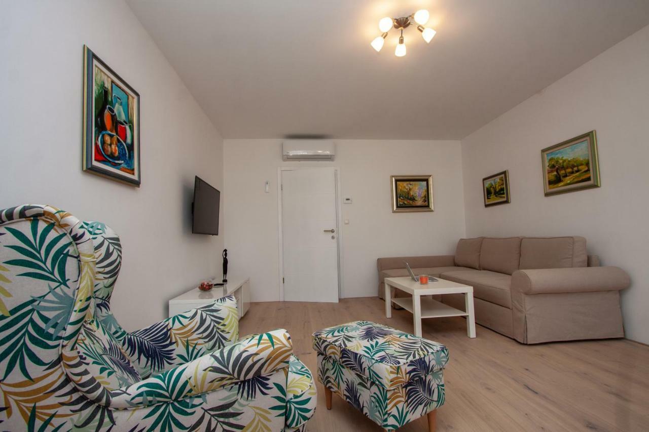 דירות PUY Apartman Colosseum מראה חיצוני תמונה